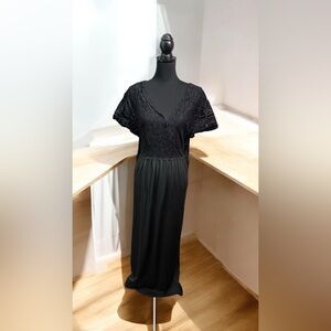 2X Armoureuse silky and lace short sleeve nightgown